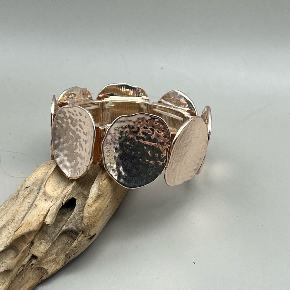 Elegant Rose Gold Hammered Bracelet